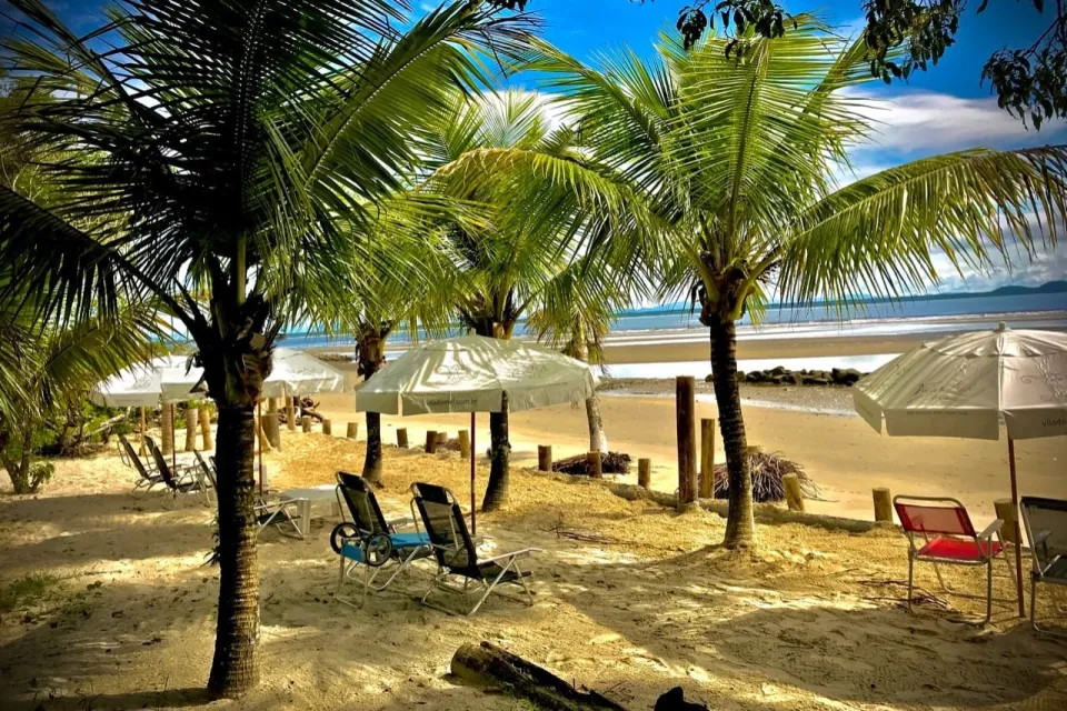 Vila do Mel | Pousada Pé na Areia