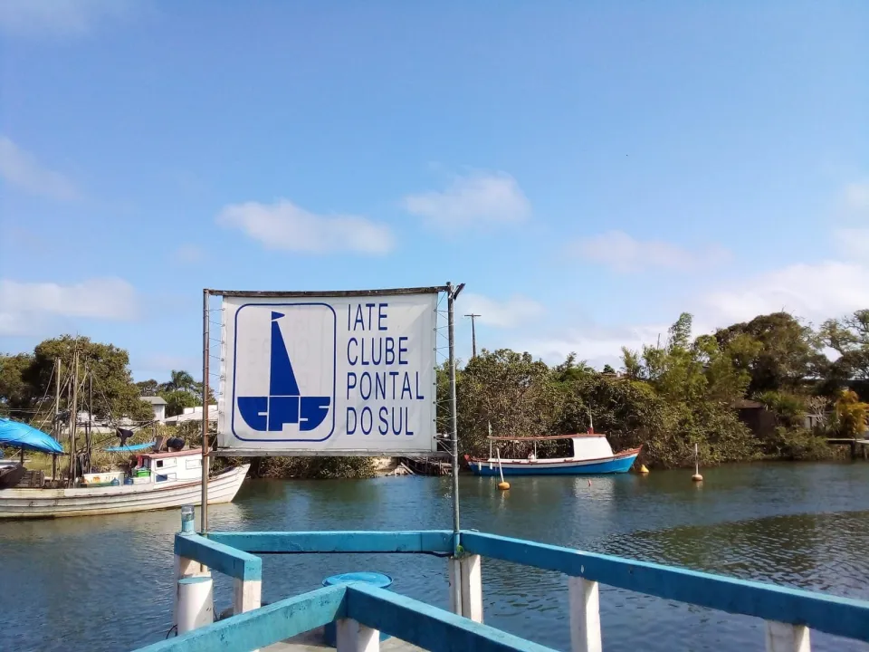 Iate Clube Pontal do Sul